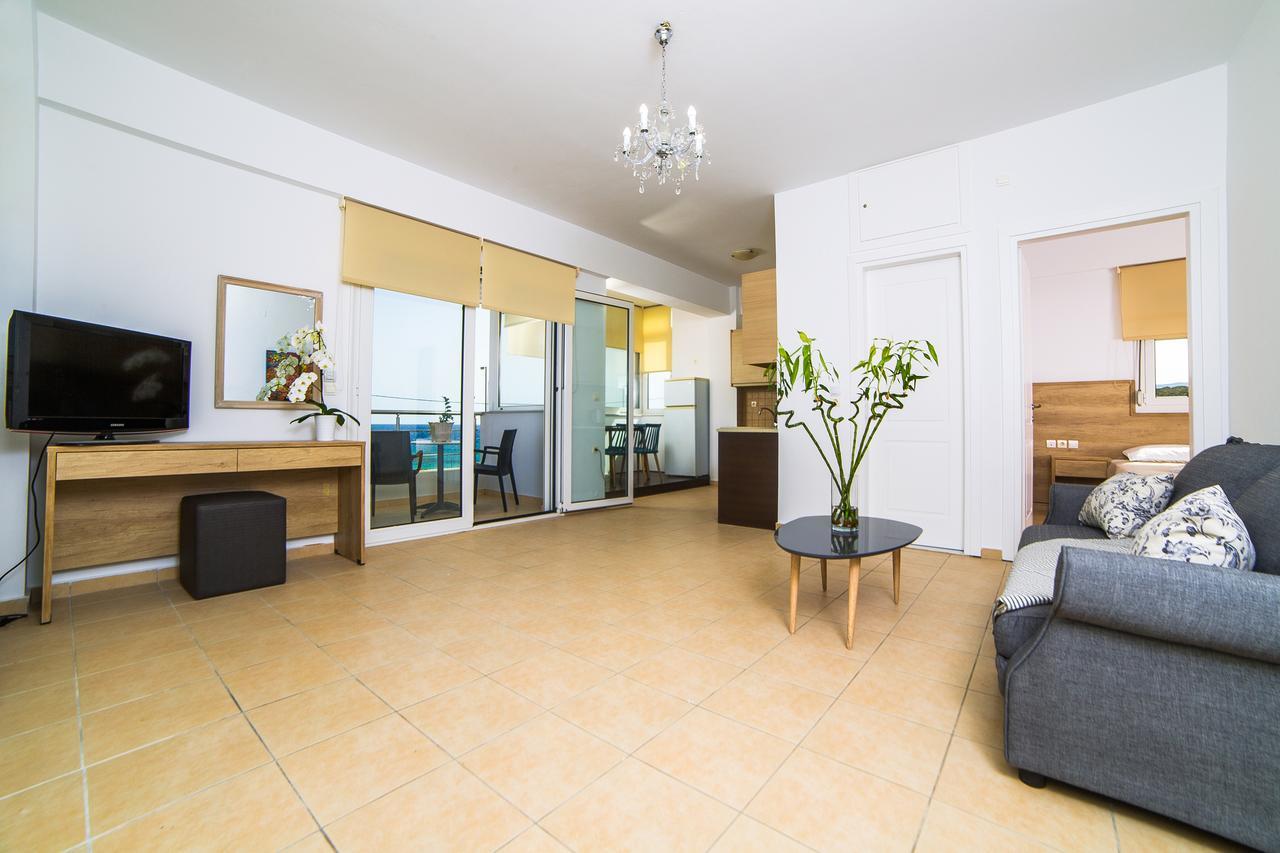 Eva Apartments كوتولوفاري المظهر الخارجي الصورة